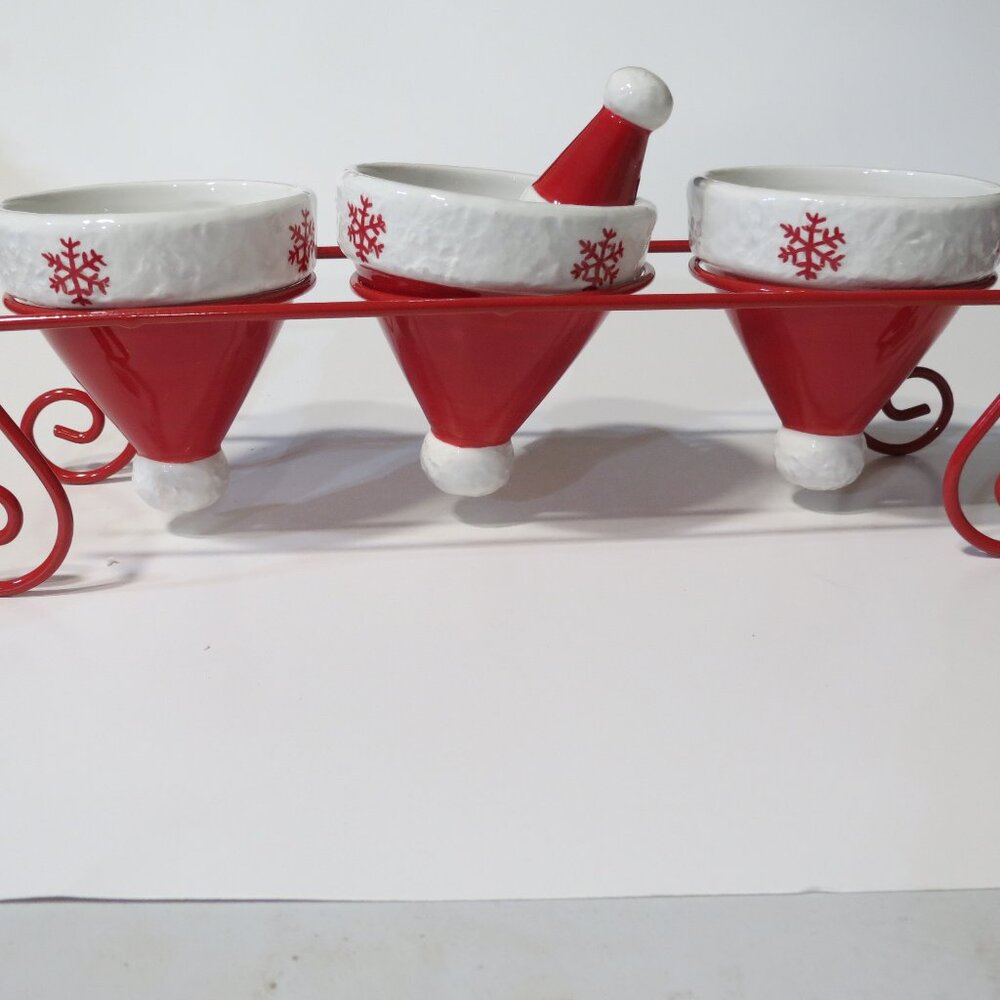 Source Unknown Red and White Holiday Serveware Set